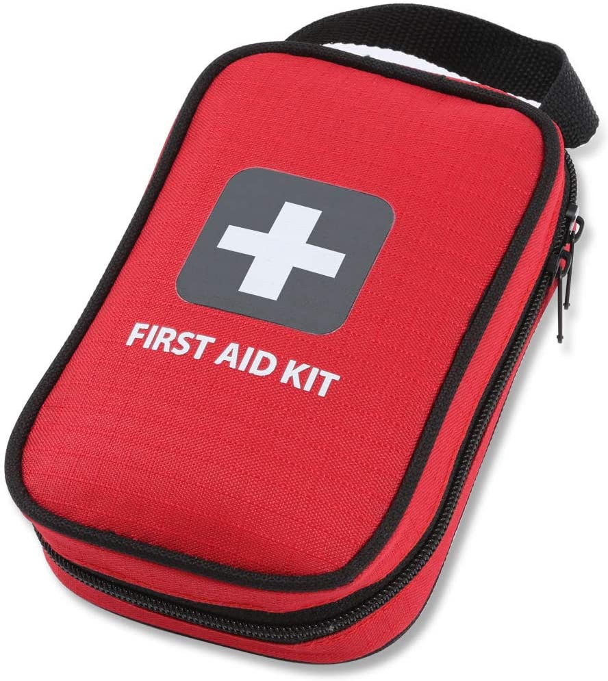 Red First Aid Kit - bezpečnější při řešení nehod